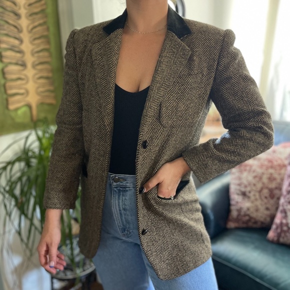 Vintage Jackets & Blazers - VTG 90s Limited Herringbone Black Blazer